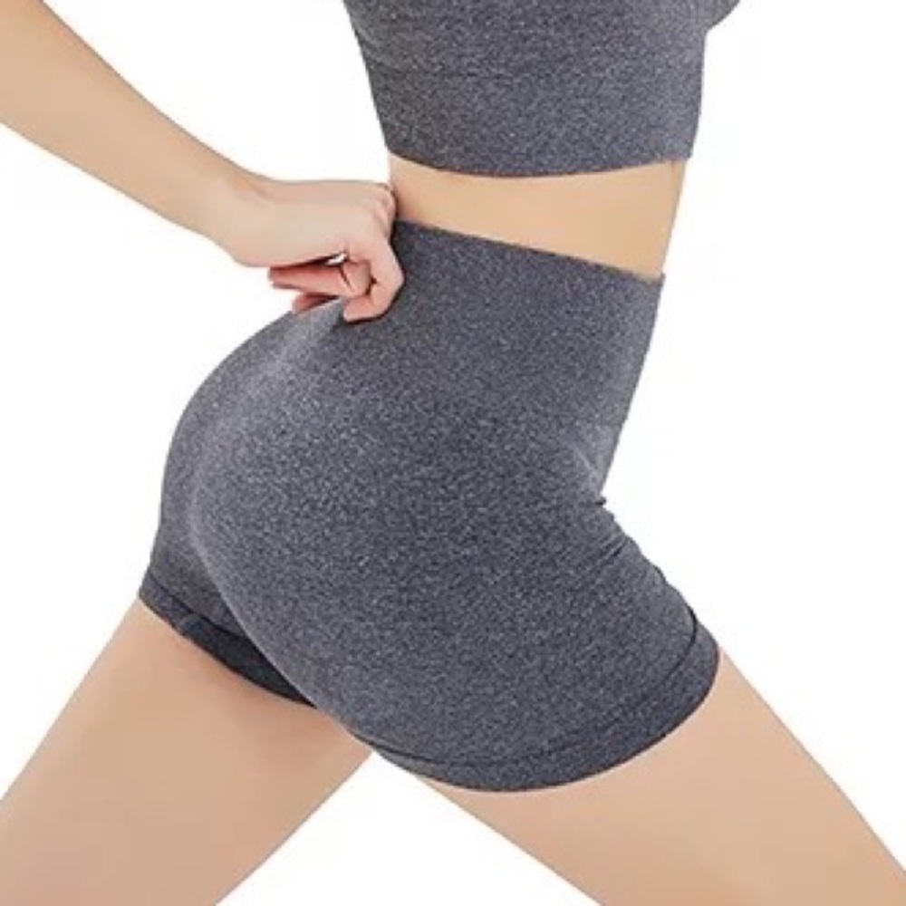Women fitness yoga shorts